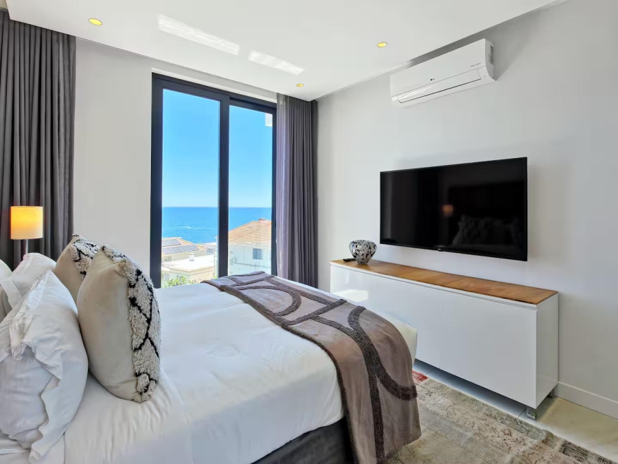 3 Bedroom Property for Sale in Bantry Bay Western Cape